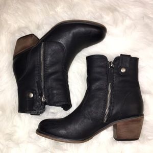 Black Leather Boots